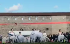 Cuộc thi chạy giành nhẫn kim cương của các cô dâu Estonia