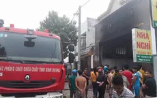 Cháy nhà nghỉ, nhiều khách thuê phòng kêu cứu
