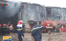 Cháy lớn thiêu rụi hàng nghìn m2 kho xưởng tại Đồng Nai