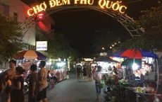 Thưởng thức hải sản ở chợ đêm đảo ngọc Phú Quốc