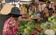 Rau vụ Đông và hàng chống lạnh ế ẩm