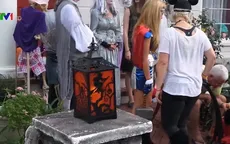 Phong tục cho kẹo trong lễ Halloween