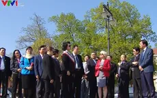 Chủ tịch Quốc hội thăm và làm việc tại thành phố Szentendre, Hungary