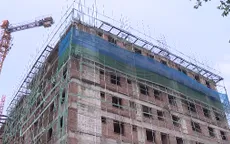 Lạ kỳ chung cư giữa Hà Nội xây đến tầng 8... không có giấy phép xây dựng