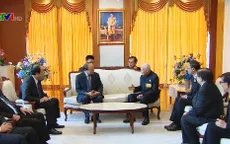 Thủ tướng hội kiến Chủ tịch Hội đồng Cơ mật Hoàng gia Thái Lan