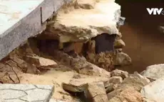 Sóng biển đánh vỡ một góc công viên Bạch Đằng, Nha Trang