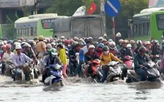 Những việc cần làm ngay khi xe máy bị ngập nước