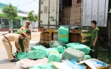 Bình Dương: Bắt xe chở gần 500kg nội tạng bốc mùi hôi thối
