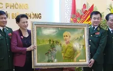 Chủ tịch Quốc hội thăm Bộ Tư lệnh Bộ đội Biên phòng