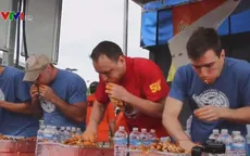 Thú vị cuộc thi ăn cánh gà ở Mỹ
