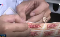TP.HCM triển khai dán tem trụ bơm xăng