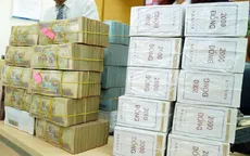 Loạn phí dịch vụ đổi tiền lẻ
