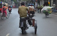 Xe máy cũ nát, không biển số lưu thông trên đường phố Hà Nội