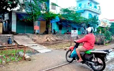 Lưu ý khi đi qua đường ngang giao đường sắt
