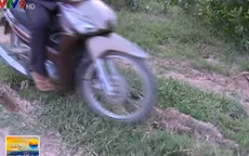 Đường giao thông chính bị bỏ quên gần 30 năm, người dân Long An bức xúc