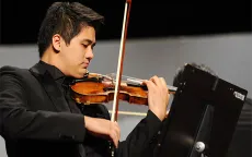 Nghệ sĩ Bùi Công Duy độc tấu 4 bản concerto nổi tiếng