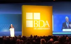 Trưởng đoàn đàm phán EU bác thông tin đạt thỏa thuận về "hóa đơn Brexit"