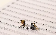 Thế giới tí hon đầy sống động qua bàn tay của nghệ sĩ người Nhật