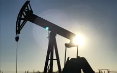 Giá dầu thế giới đi xuống do lo ngại OPEC tăng khai thác
