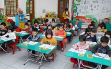 Chuyển giáo viên phổ thông xuống dạy mầm non - nên hay không?