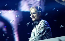 "Bùng nổ" buổi biểu diễn của DJ số một thế giới Armin Van Buuren