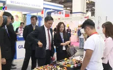 Việt Nam tham dự Hội chợ quà tặng Singapore 2017