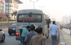Yêu cầu làm rõ vì sao "cò" dắt khách ngang nhiên hoạt động giữa Thủ đô