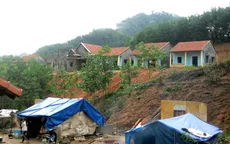 Quảng Ngãi: Sạt lở khu tái định cư đe dọa tính mạng hàng trăm hộ dân