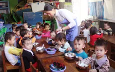 Từ 2018, mầm non vùng đặc biệt khó khăn được miễn học phí
