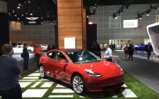 Xe công nghệ cao trình diễn ở Los Angeles Auto Show