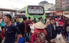 Dòng người tấp nập trở lại Hà Nội, bến xe phía Nam 'tăng nhiệt' từng giờ
