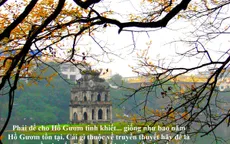 Tranh cãi tượng rùa vàng đặt ở Hồ Gươm và người đẹp “thi chui”