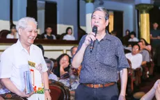 Nhạc sĩ Thuỵ Kha bật khóc khi được nhạc sĩ Phạm Tuyên, Văn Ký ngợi khen