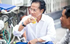 “Ông trùm” Phan Quân bàn về nhạc vàng, danh ca Chế Linh trà đá vỉa hè sáng sớm