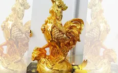 Độc đáo công nghệ đúc gà bằng vàng ròng trong dịp Tết Đinh Dậu
