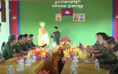 Bộ Tư lệnh Quân khu 5 chúc Tết Lào