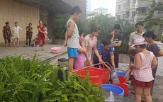 Người dân Linh Đàm khổ vì thiếu nước kéo dài