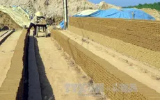 Khai thác đất sét trái phép tại Kon Tum