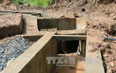 Tìm kiếm học sinh mất tích do rơi xuống cống ở Quảng Trị