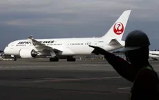 Máy bay của hãng Japan Airlines hạ cánh khẩn cấp
