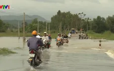 Đảm bảo an toàn giao thông tại các điểm ngập lụt ở Phú Yên
