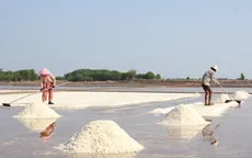 Diêm dân thiệt hại nặng vì mưa