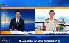 Nhà giàn DK1 chống chọi với bão số 16