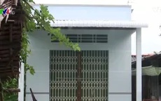 Vướng nợ nần vì nhà tình thương ở Hậu Giang