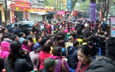 Đồng Nai: Chen nhau mua vàng gây kẹt xe nghiêm trọng
