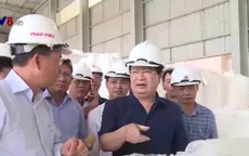 Phó Thủ tướng Trịnh Đình Dũng thăm, làm việc tại nhà máy Alumin Nhân Cơ