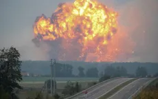 Sơ tán khẩn cấp hơn 28.000 người sau vụ nổ kho vũ khí tại Ukraine