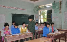 Chuyện về những người thầy giáo mang quân hàm xanh vùng biên
