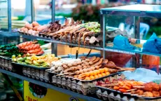 Trải nghiệm tại phố ăn vặt Hàng Dừa ở Cần Thơ