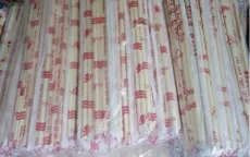 Sử dụng đũa mốc lâu ngày có nguy cơ gây ung thư